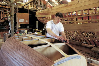 Prague Sightseeing Cruise 02, 10 Foot Jon Boat Weight 70, Modern Kitchen With Wooden Table At